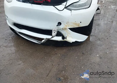 2022 Tesla Model Y Long Range Dual Motor All-Wheel Drive from USA, damaged, VIN 7SAYGAEE5NF364497